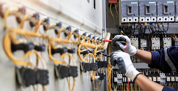 Professional Electrician technician working in Fort Polk South, LA